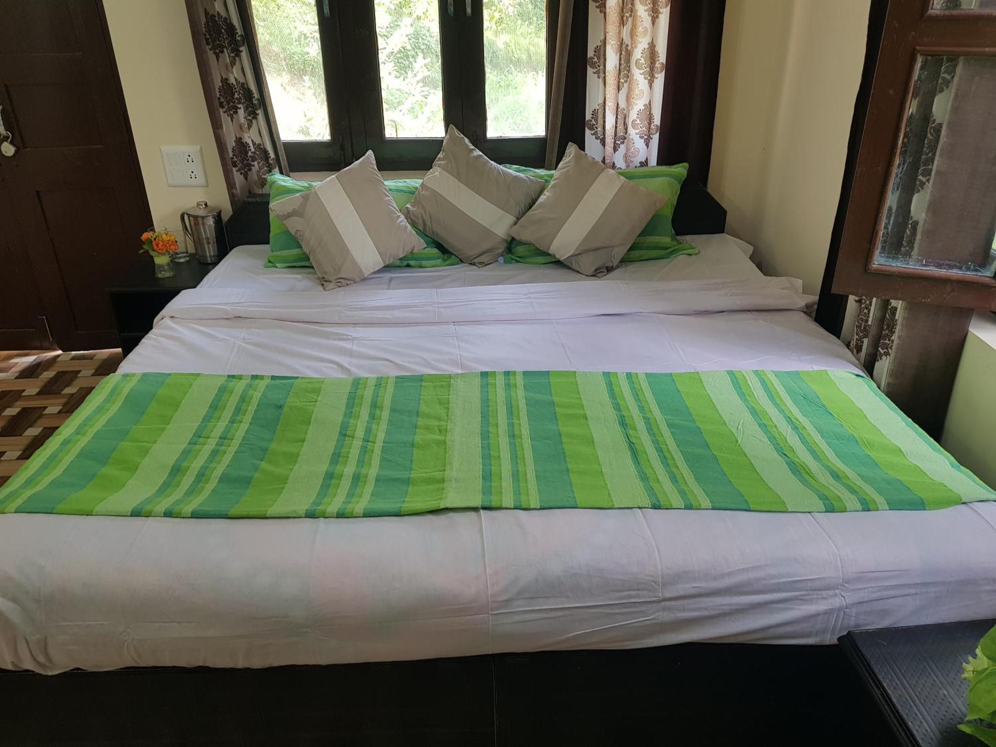 Aditya Homestay Dalhousie Exterior foto
